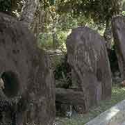 Stone coins in Balaabaat'