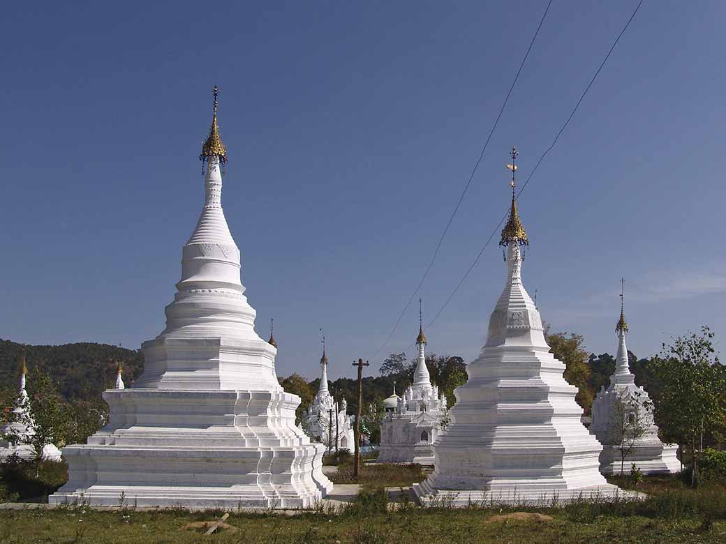 Stupas, Myoma Kyaung