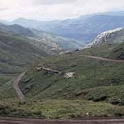 Road to Lundin's Neck