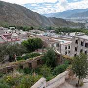 Overview, Drepung Monastery