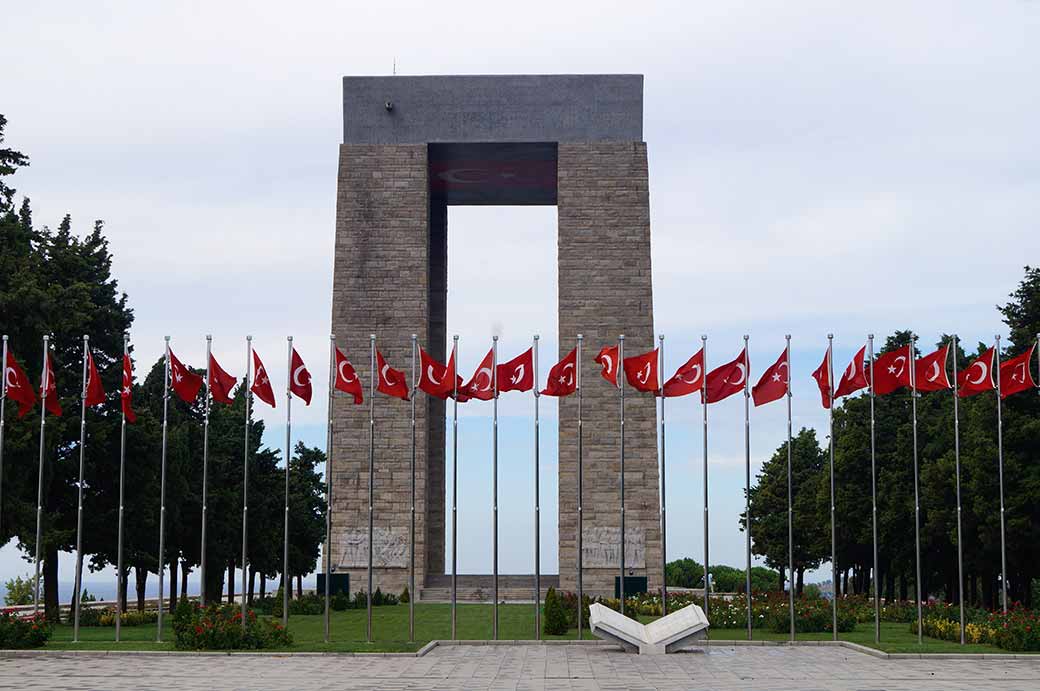 Çanakkale Martyrs Memorial