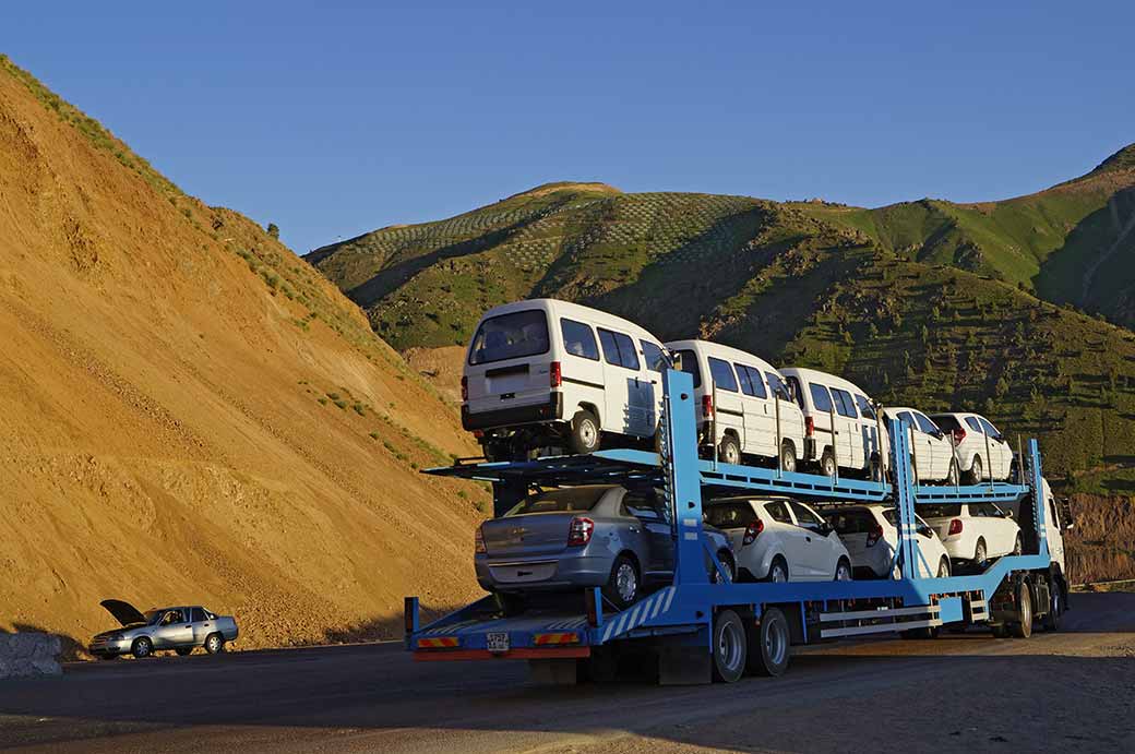 Car transport, Kamchik Pass